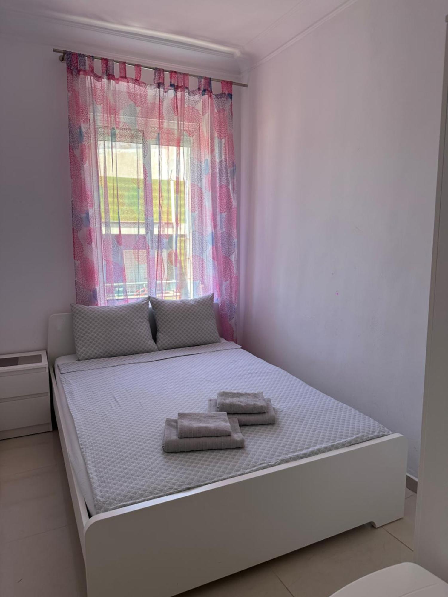 Modern And Bright 5 Bedroom Apartment Del Prado Gandia Exterior photo